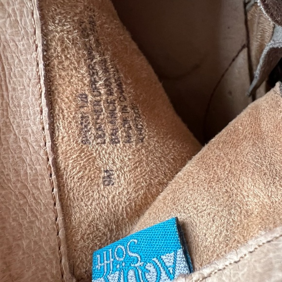 Sofft Taupe Booties size 9 Siri Waterproof - Picture 2 of 8